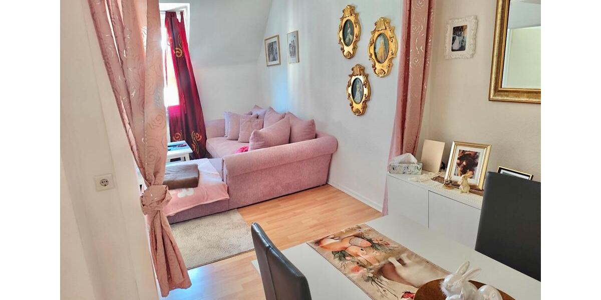 Dachgeschoßwohnung Solingen Wald - 2.5 Zimmer, 55 m&sup2;, 720&euro; | Angebot:26400660