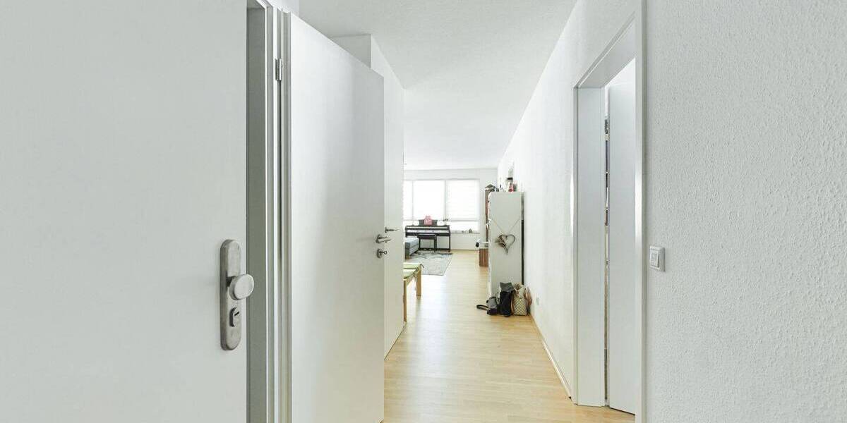 Etagenwohnung Solingen Ohligs-Aufderhöhe - 3 Zimmer, 94 m&sup2;, 1.222&euro; | Angebot:26543227