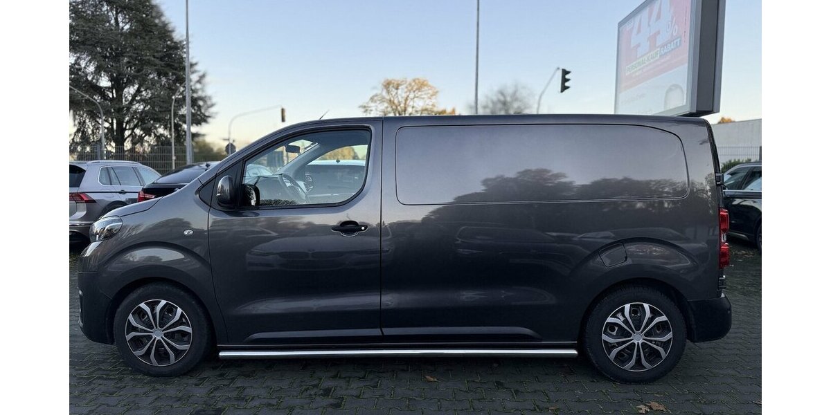 Toyota Proace Lang / Euro 6 / Klima / 3 Sitze / AHK 108.000 km 15.490 &euro; Mönchengladbach 41066