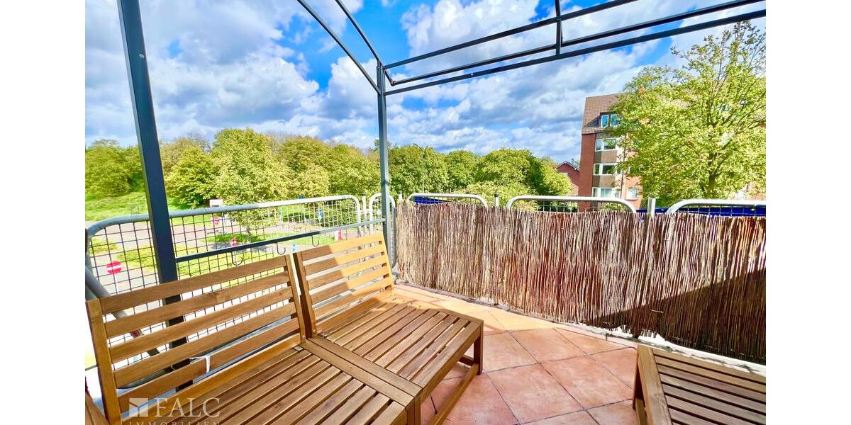 Möblierte Maisonette-Wohnung mit Balkon & TG in Düsseldorf-Unterrath 3 zimmer