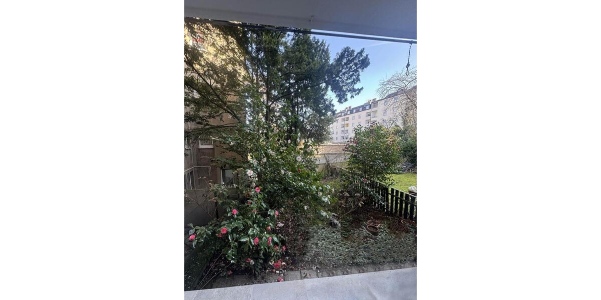 Etagenwohnung Düsseldorf Derendorf - 2 Zimmer, 62 m&sup2;, 1.300&euro; | Angebot:26212926