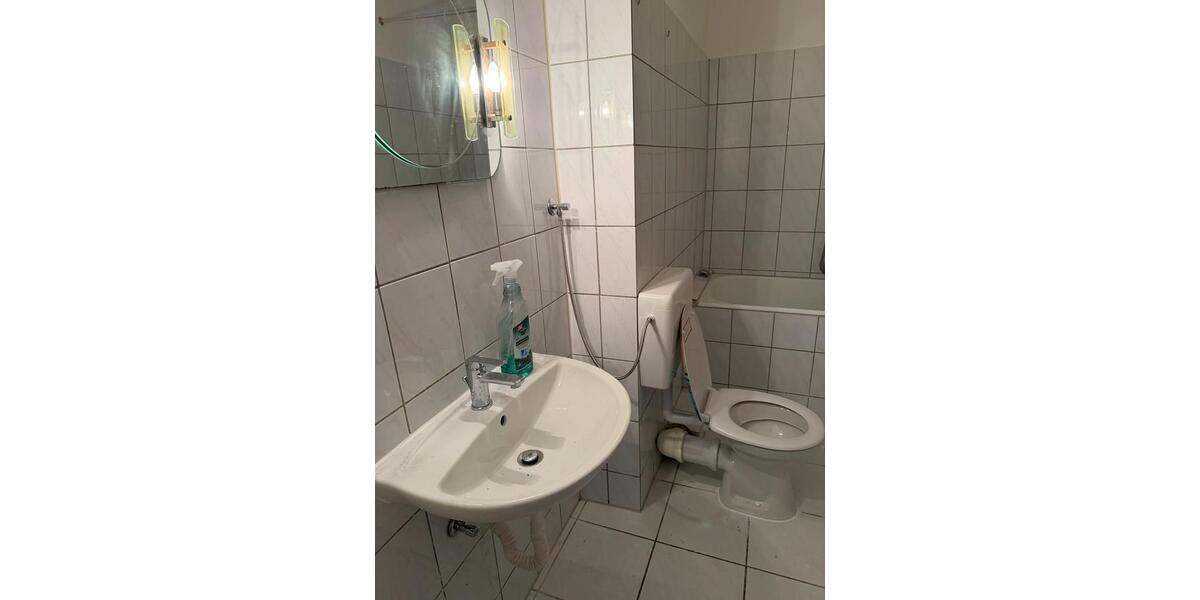 Dachgeschoßwohnung Viersen - 2 Zimmer, 60 m&sup2;, 750&euro; | Angebot:26409021