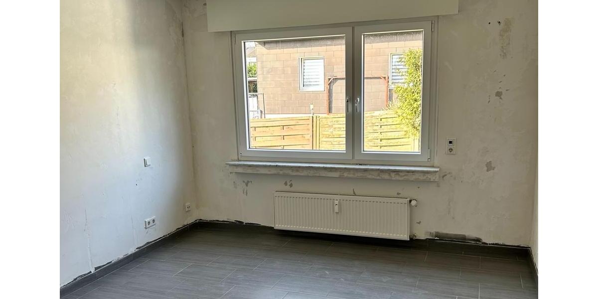 Etagenwohnung Leverkusen Bergisch Neukirchen - 2.5 Zimmer, 67 m&sup2;, 700&euro; | Angebot:25421975