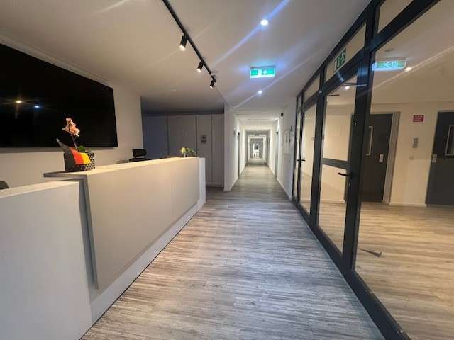 Büro in Düsseldorf 6.950 € 640 m² zimmer