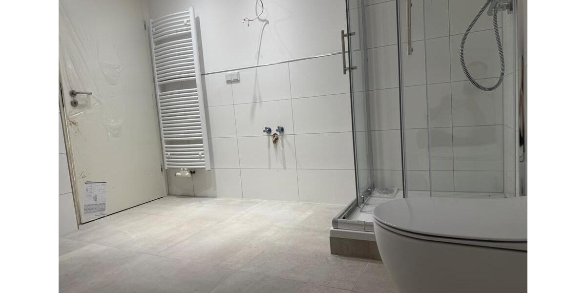 Dachgeschoßwohnung Duisburg Rheinhausen - 4.5 Zimmer, 90 m&sup2;, 900&euro; | Angebot:25142369