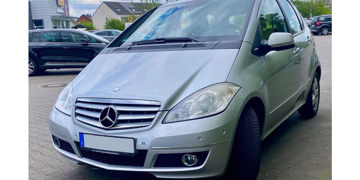 Mercedes-Benz A 180 137.000 km 6.650 &euro; Düsseldorf 40595