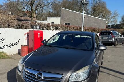 Opel Insignia 220.605 km 4.250 &euro; Krefeld 47805
