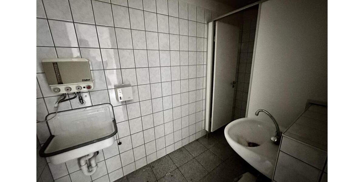 Gewerbeobjekt Leverkusen Bürrig - 1.250&euro; | Angebot:25348935