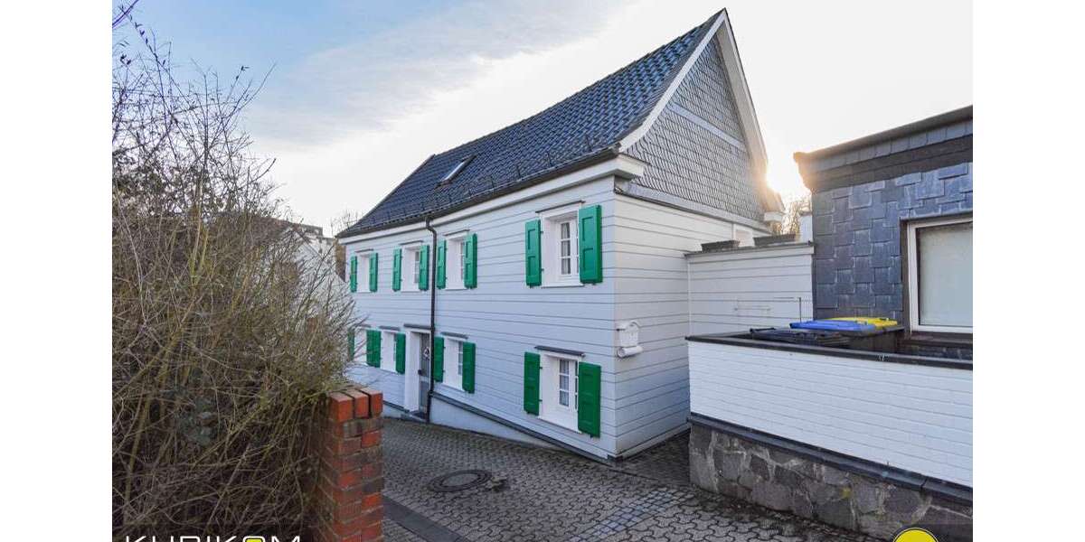 Einfamilienhaus Solingen Central - 5 Zimmer, 137 m&sup2;, 349.000&euro; | Angebot:27375676