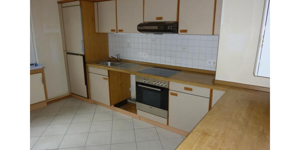 Etagenwohnung Duisburg Mittelmeiderich - 3 Zimmer, 75 m&sup2;, 400&euro; | Angebot:25794794