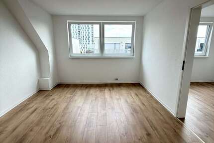Wohnung Düsseldorf Pempelfort - 2 Zimmer, 50 m&sup2;, 1.100&euro; | Angebot:27337066