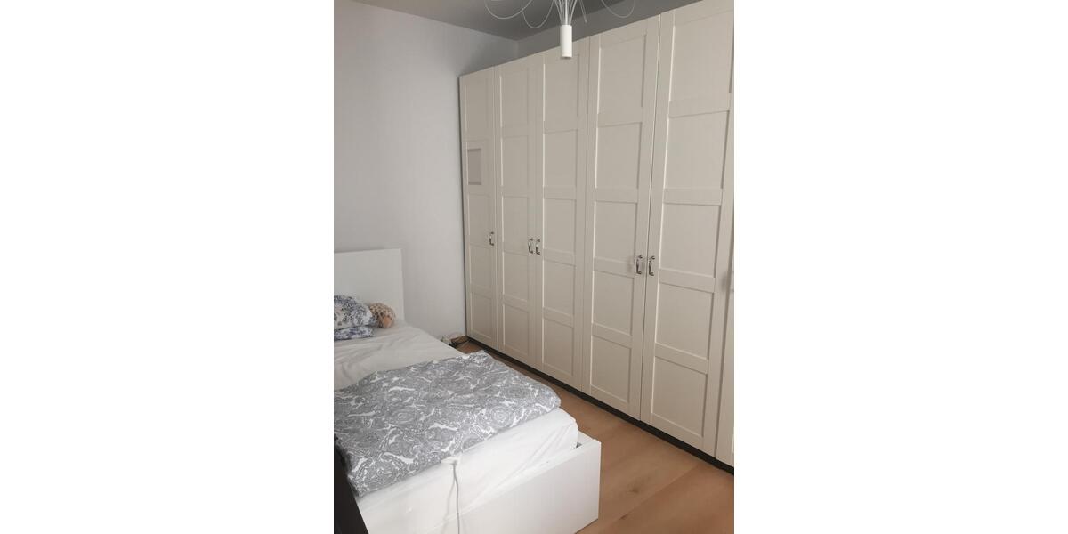 Etagenwohnung Düsseldorf Stadtbezirk 8 - 1 Zimmer, 48 m&sup2;, 1.200&euro; | Angebot:25616593
