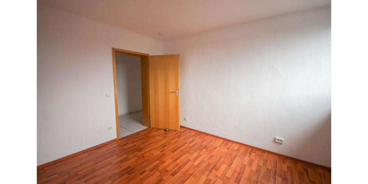 Dachgeschoßwohnung Oberhausen Alt-Oberhausen - 3.5 Zimmer, 66 m&sup2;, 470&euro; | Angebot:25648658