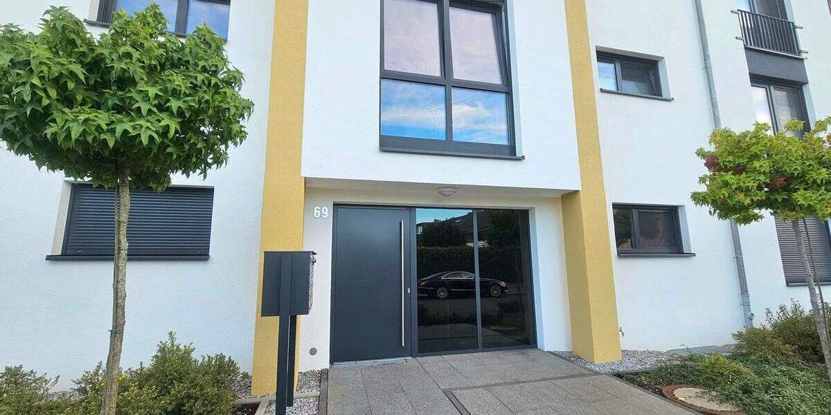 Etagenwohnung Mönchengladbach Neuwerk - 3 Zimmer, 107 m&sup2;, 1.280&euro; | Angebot:25747521