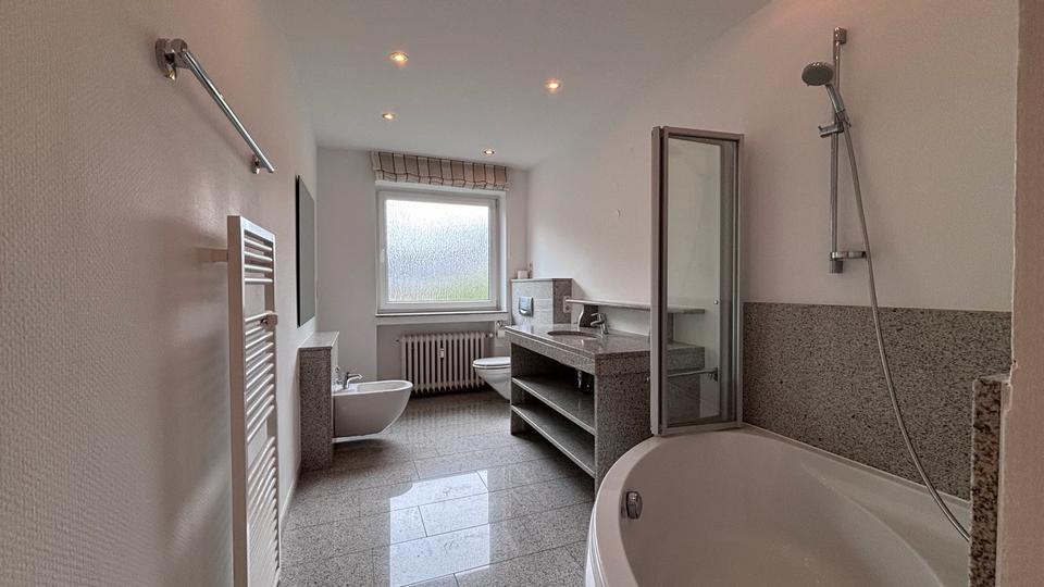 Einfamilienhaus Düsseldorf Stadtbezirk 2 - 4 Zimmer, 168 m&sup2;, 1.130.000&euro; | Angebot:27119582