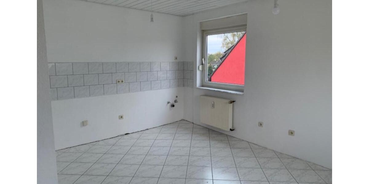 Etagenwohnung Solingen Central - 2 Zimmer, 72 m&sup2;, 700&euro; | Angebot:25340762