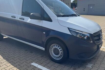 Mercedes-Benz Vito 59.800 km 14.900 € Essen 45356