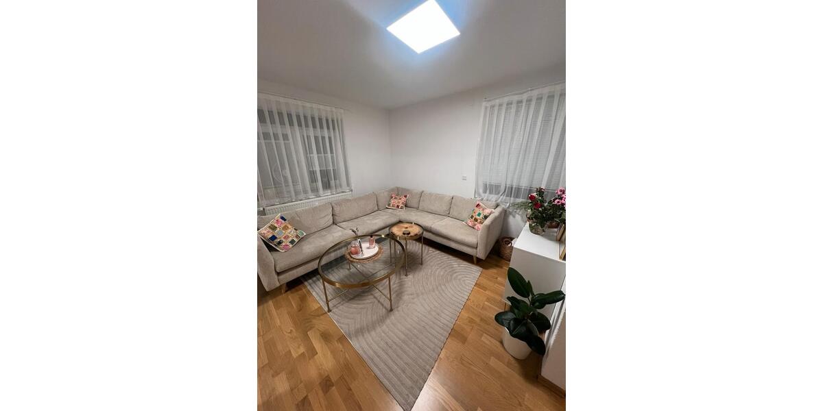Etagenwohnung Düsseldorf Stadtbezirk 5 - 2 Zimmer, 55 m&sup2;, 1.000&euro; | Angebot:25125546