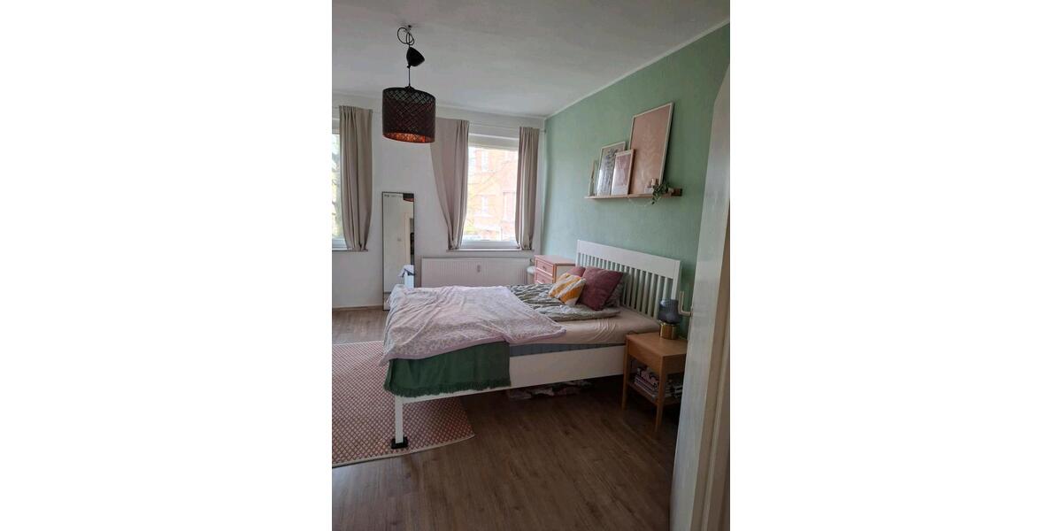 Etagenwohnung Duisburg Duisburg-Mitte - 2.5 Zimmer, 67 m&sup2;, 655&euro; | Angebot:25782606
