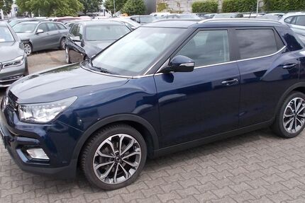 SsangYong Tivoli 16.055 km 15.500 &euro; Willich 47877