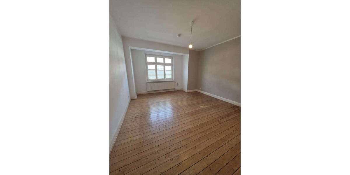 Wohnung zum Mieten in Krefeld 1.075 € 108 m² 4 zimmer