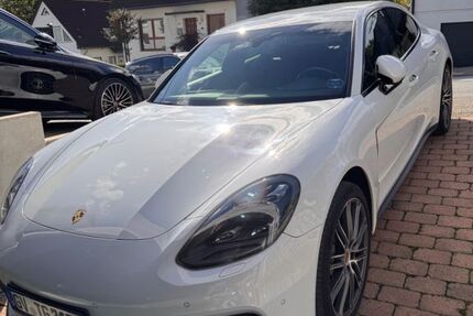 Porsche Panamera 103.000 km 61.400 &euro; Wuppertal 41517