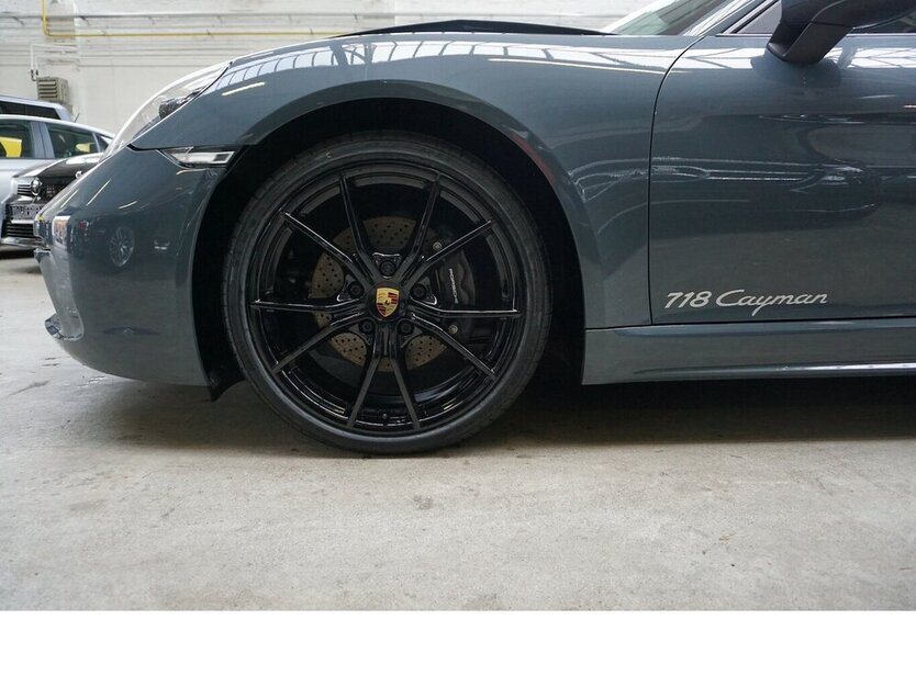 Porsche Cayman 718 Leder Bose Kamera 20´ Sportsitze Plus 54.642 km 32.900 € Wuppertal 42327