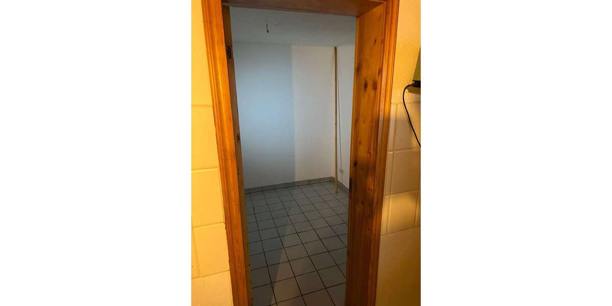 Etagenwohnung Mönchengladbach Waldhausen - 3 Zimmer, 80 m&sup2;, 800&euro; | Angebot:27033426