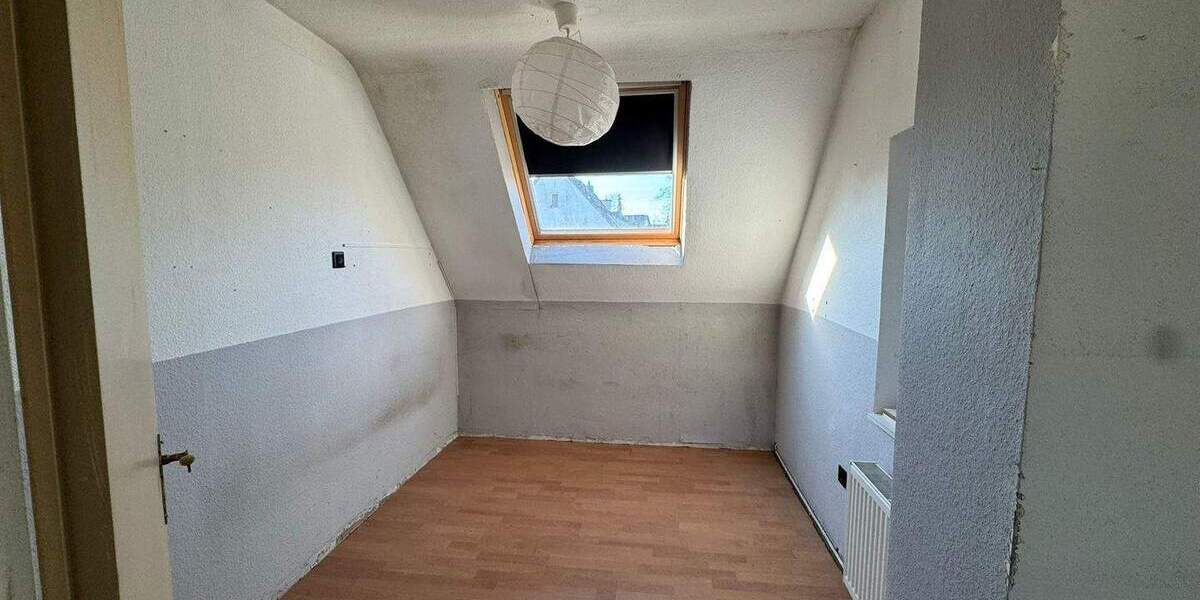 Einfamilienhaus Korschenbroich - 6 Zimmer, 180 m&sup2;, 420.000&euro; | Angebot:25777504