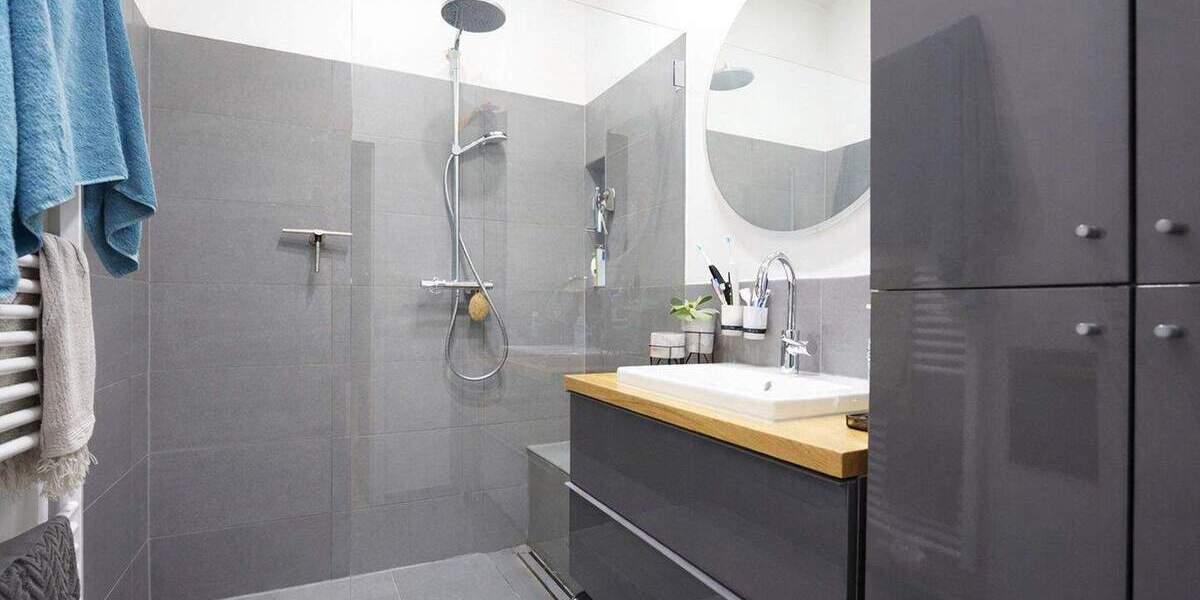 Exklusives Wohnen in Hochparterre mit Kamin und eigenem Garten auf Krefelds bekanntester Allee 3 zimmer