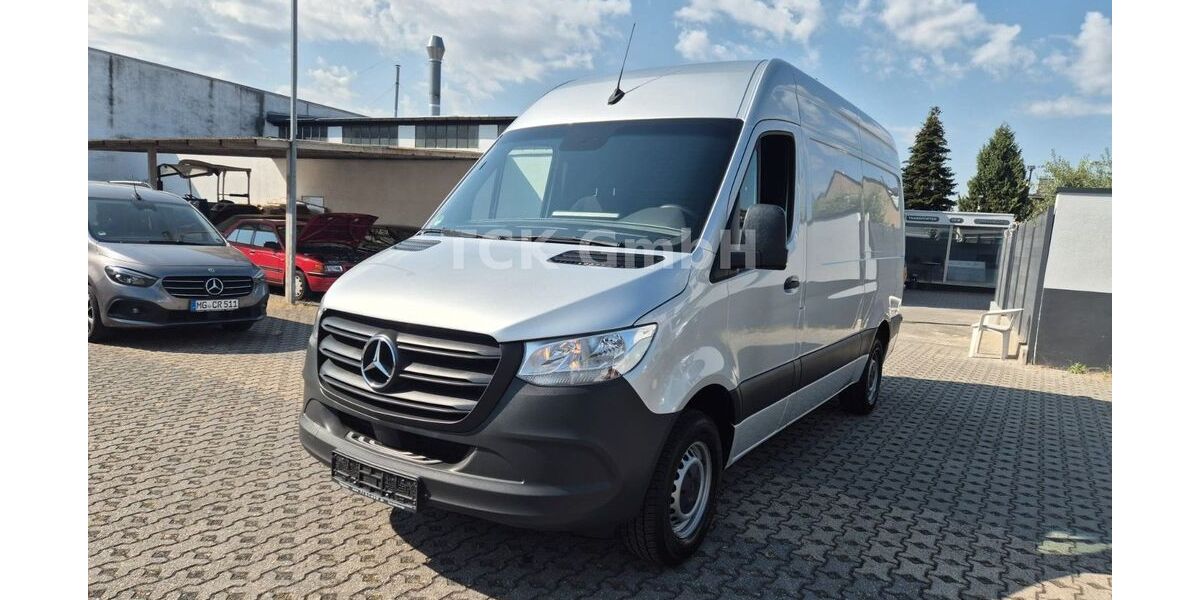 Mercedes-Benz Sprinter 156.300 km 24.978 &euro; Mönchengladbach 41063