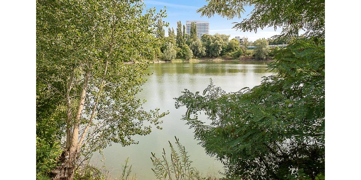 Ihr Neues Zuhause: Stilvolle 3-Zimmer-Wohnung mit Seeblick (mietpreisgedämpft) 3 zimmer