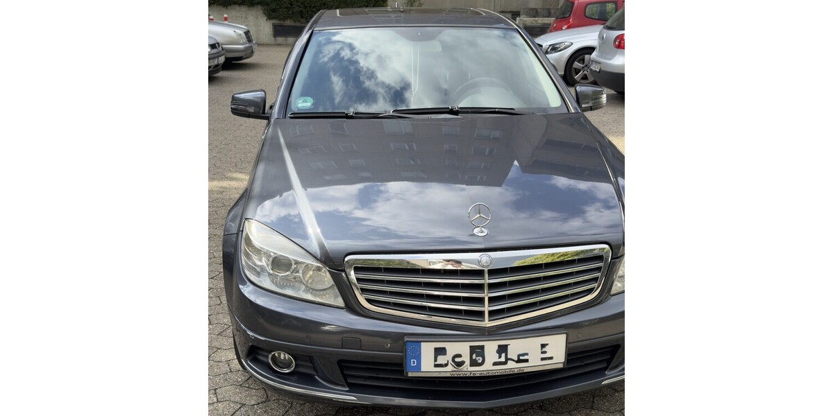 Mercedes-Benz C 220 186.839 km 9.300 &euro; Düsseldorf 40213
