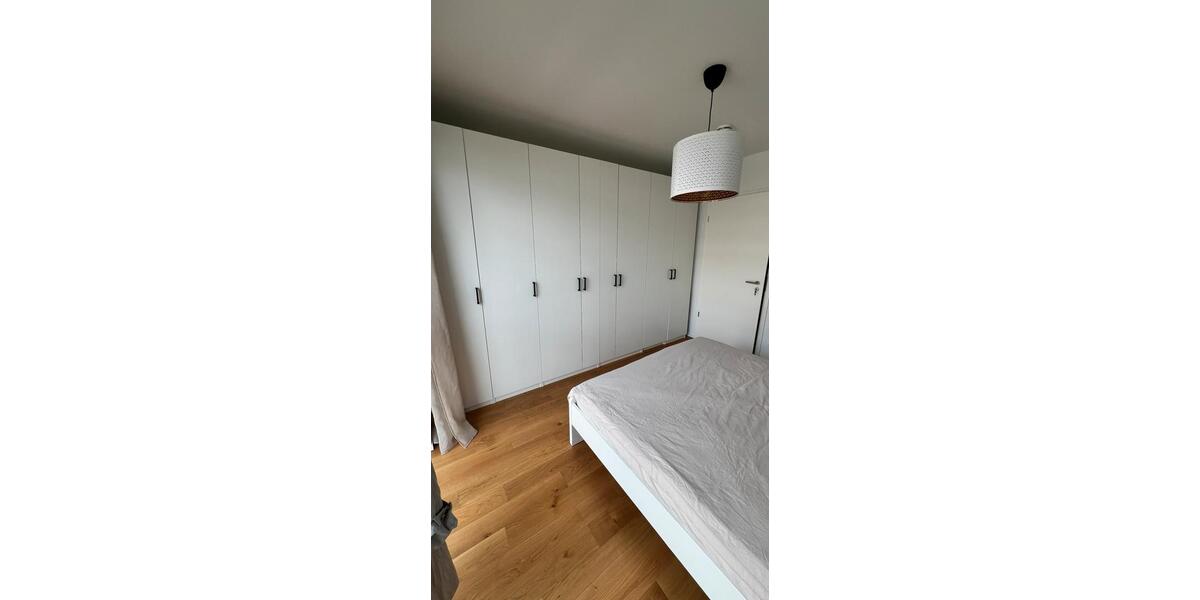 Etagenwohnung Düsseldorf Heerdt - 2 Zimmer, 60 m&sup2;, 1.860&euro; | Angebot:26366111