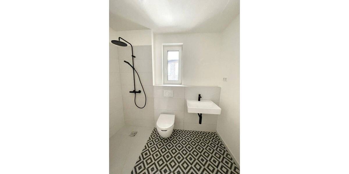 Erstbezug Pempelfort! Industrial Style 3-Zi. Whg mit großem Wohn-Essbereich 3 zimmer