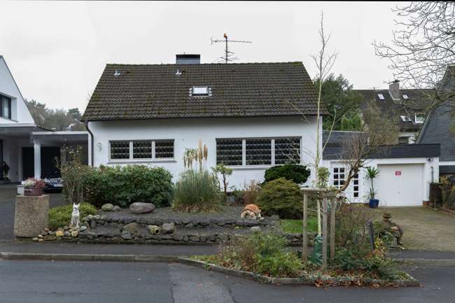 Haus zum Kaufen in Solingen Aufderhöhe 645.000 € 155 m² 7 zimmer