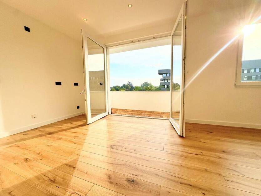 Neubauqualität: komplett revitalisierte 2,5-Zimmerwohnung im Herzen von Düsseldorf-Derendorf