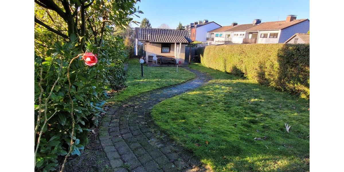 Haus mit großem Garten in Mülheim-Dümpten in Spielstraße 6 zimmer