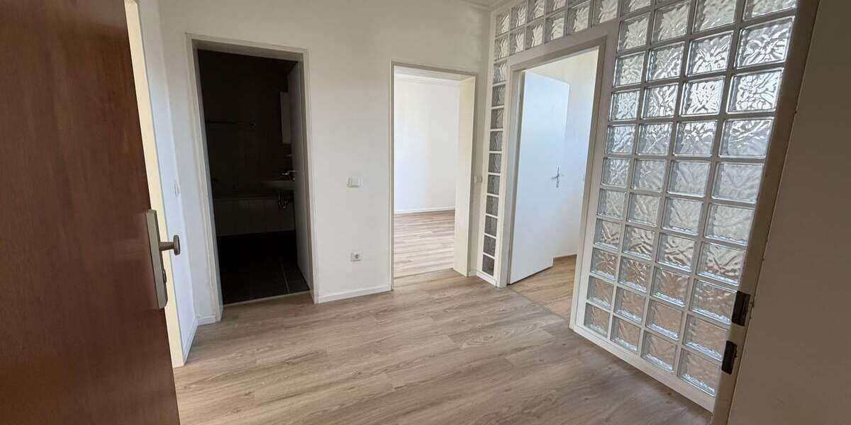 Etagenwohnung Krefeld Fischeln - 3 Zimmer, 67 m&sup2;, 583&euro; | Angebot:25830162