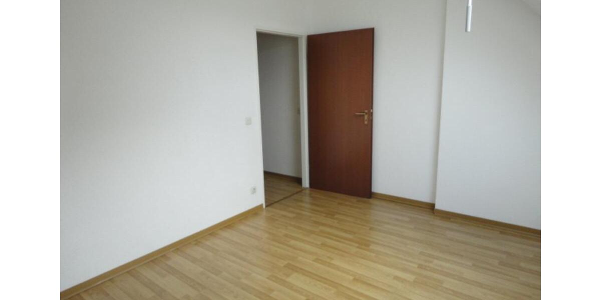 Traumhafte 5-Zimmer-Wohnung, mit großem Balkon, in Krefeld-Hüls 5 zimmer