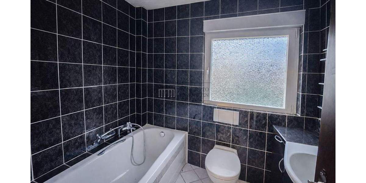 Mehrfamilienhaus, Wohnhaus Meerbusch Osterath - 5 Zimmer, 100 m&sup2;, 364.999&euro; | Angebot:25740381