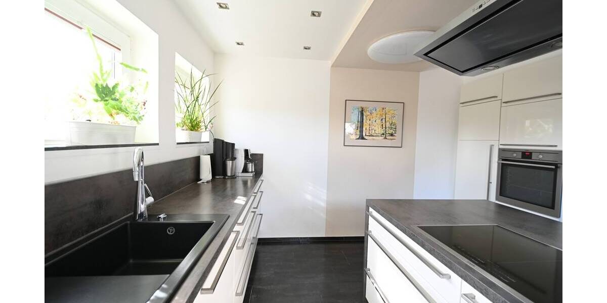 Einfamilienhaus Krefeld Traar - 6 Zimmer, 228 m&sup2;, 795.000&euro; | Angebot:26455149