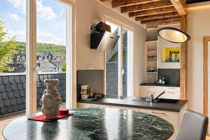 Wohnung Wuppertal Arrenberg - 5 Zimmer, 243 m&sup2;, 3.500&euro; | Angebot:26533917
