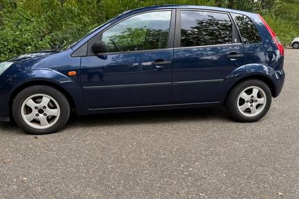 Ford Fiesta 112.200 km 1.950 &euro; Düsseldorf 40589