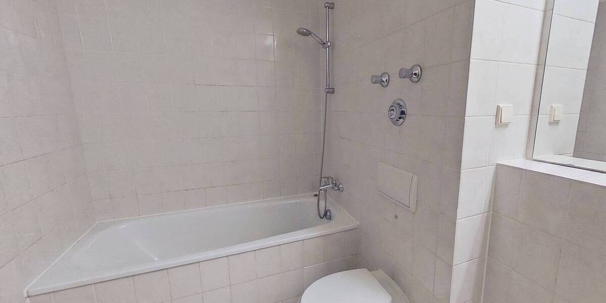 Etagenwohnung Düsseldorf Hellerhof - 2 Zimmer, 47 m&sup2;, 629&euro; | Angebot:26920199