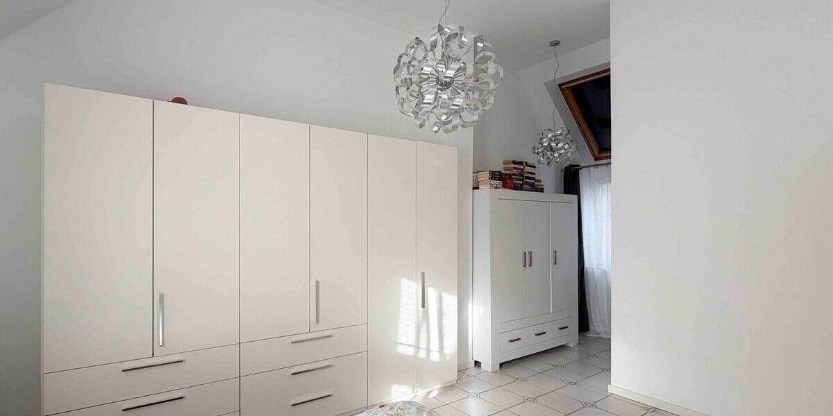 Reihenmittelhaus Bergheim Rheidt - 4 Zimmer, 147 m&sup2;, 399.000&euro; | Angebot:26411139