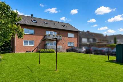 Haus Dormagen Broich - 20 Zimmer, 488 m&sup2;, 900.000&euro; | Angebot:27133825