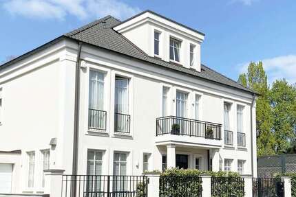 Haus zum Kaufen in Düsseldorf-Zoo 4.850.000 € 429 m² 11 zimmer