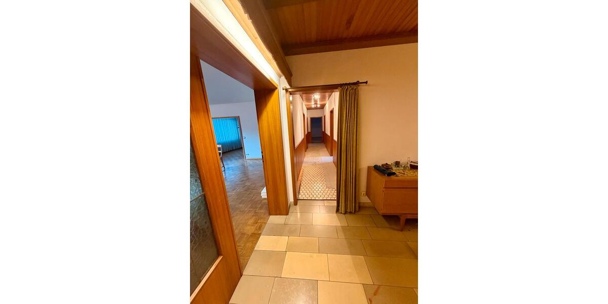 Großzügige 4-Zimmer-Wohnung in zentraler Lage von Velbert-Neviges 4 zimmer