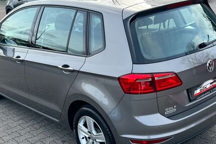 VW Golf Sportsvan 171.400 km 9.990 &euro; Remscheid 42897